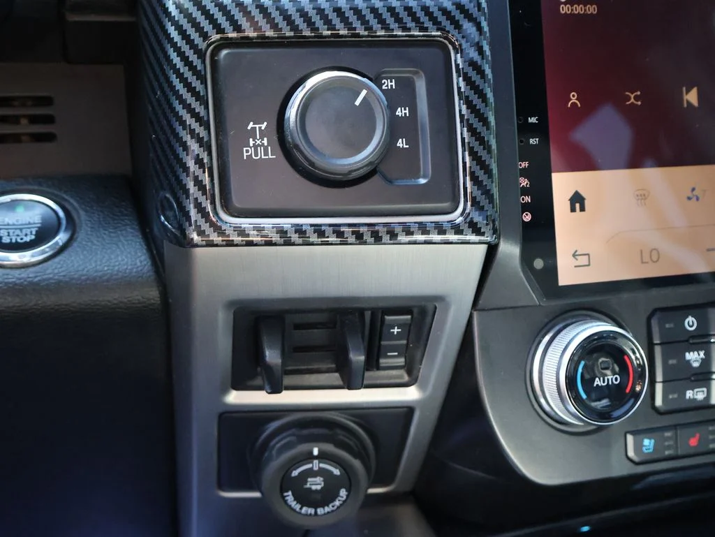 Used 2021 Black Metallic Ford Platinum image 34
