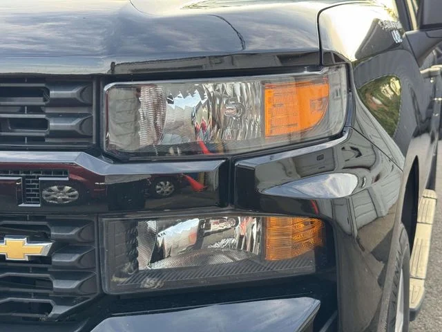 Used 2022 Black Chevrolet Custom image 14