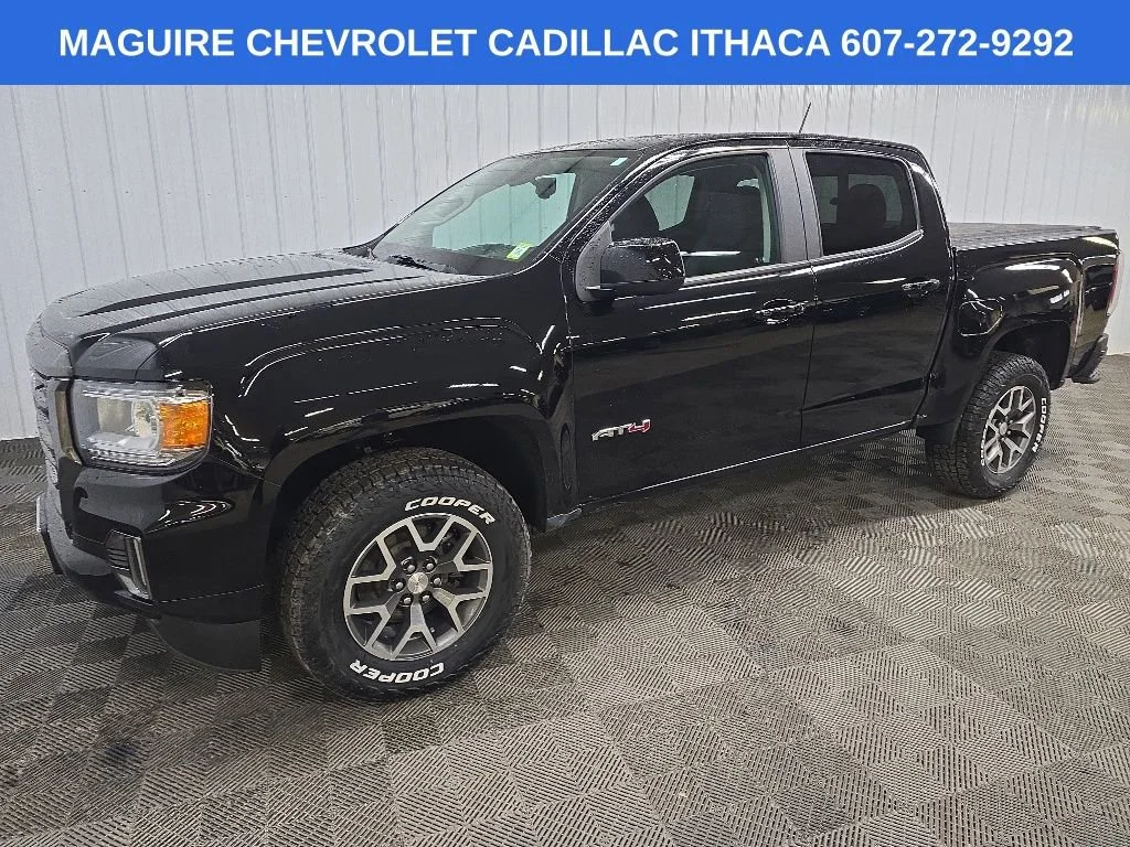 Used 2022 Onyx Black GMC AT4 - Cloth image 6