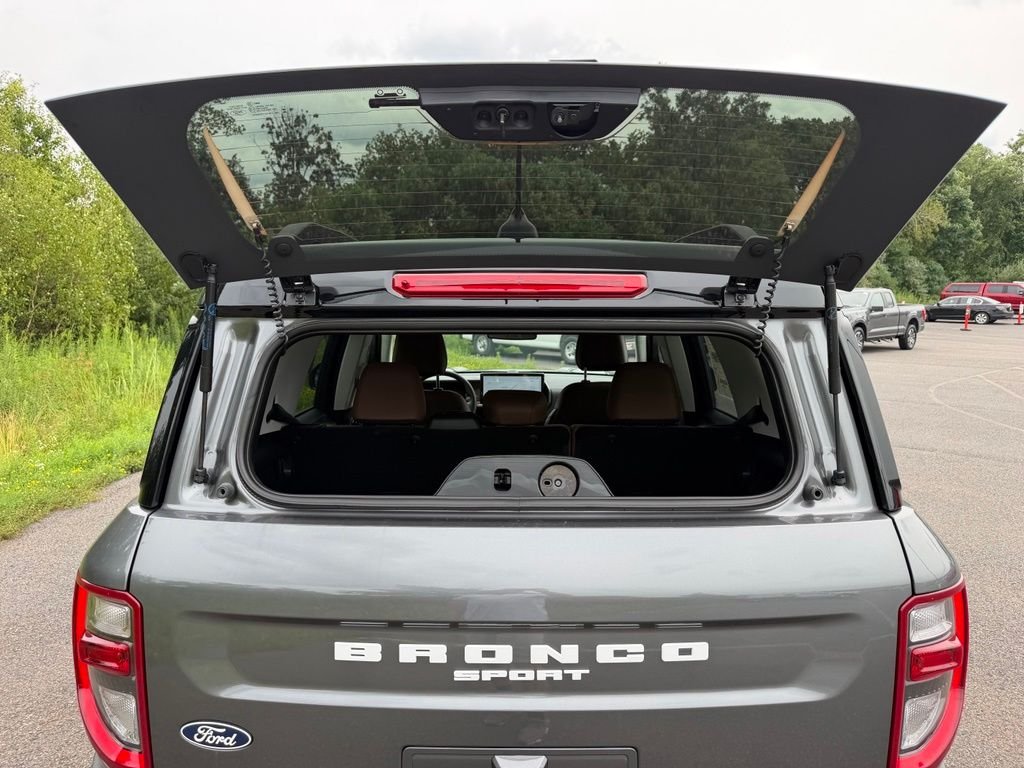 New 2026 Carbonized Gray Metallic Ford Outer Banks® image 25