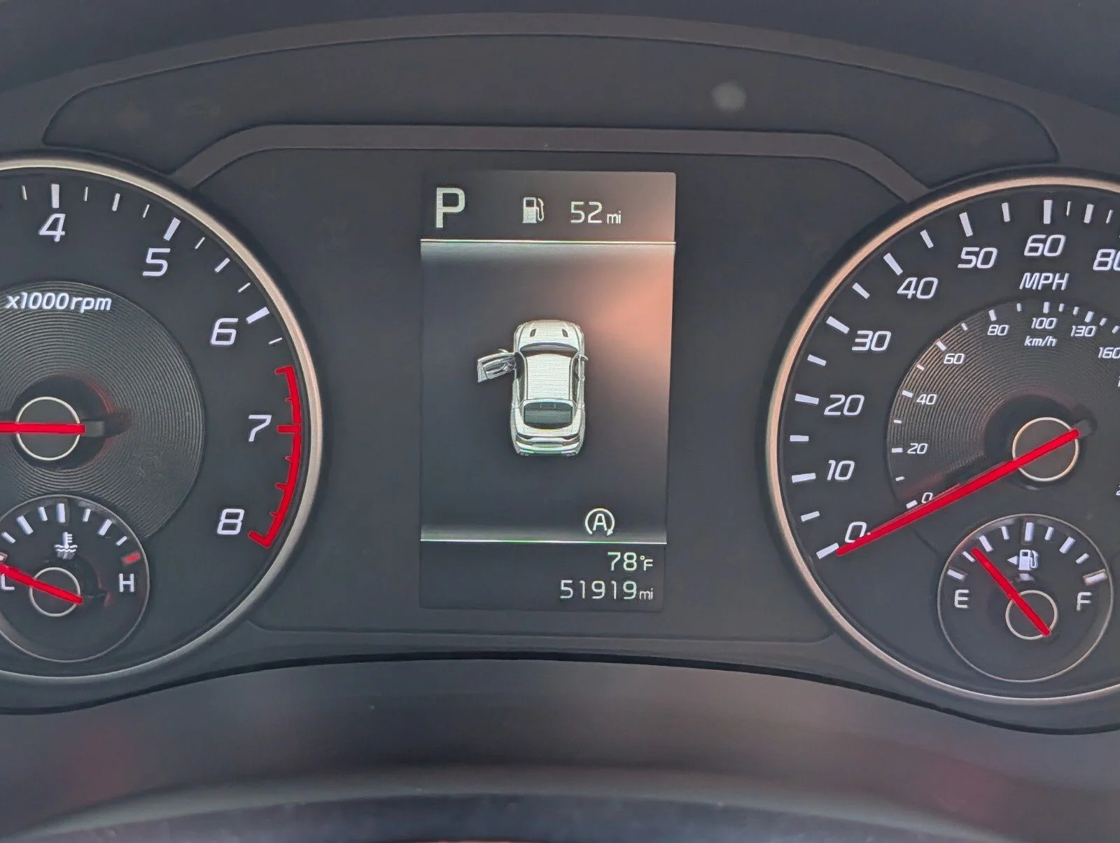 Used 2022 White Kia GT1 image 25