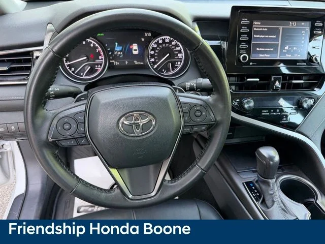 Used 2023 White Toyota SE Nightshade image 15