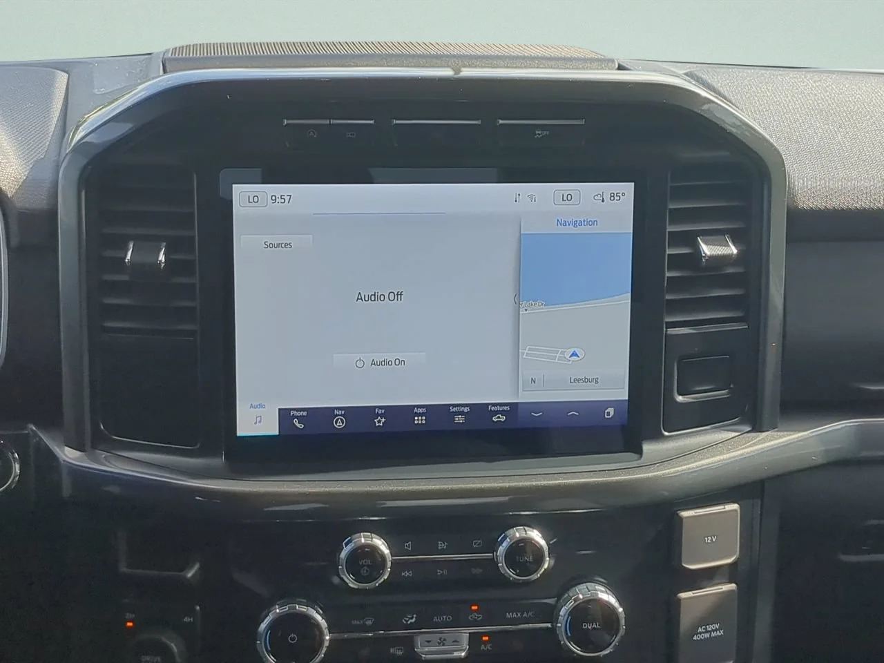 Used 2023 Avalanche Gray Ford XLT image 17