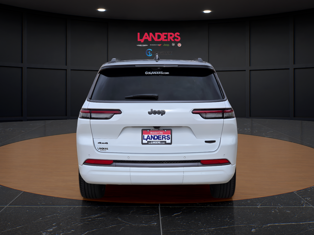 New 2026 Bright White Clear-Coat Exterior Paint Jeep Summit image 2