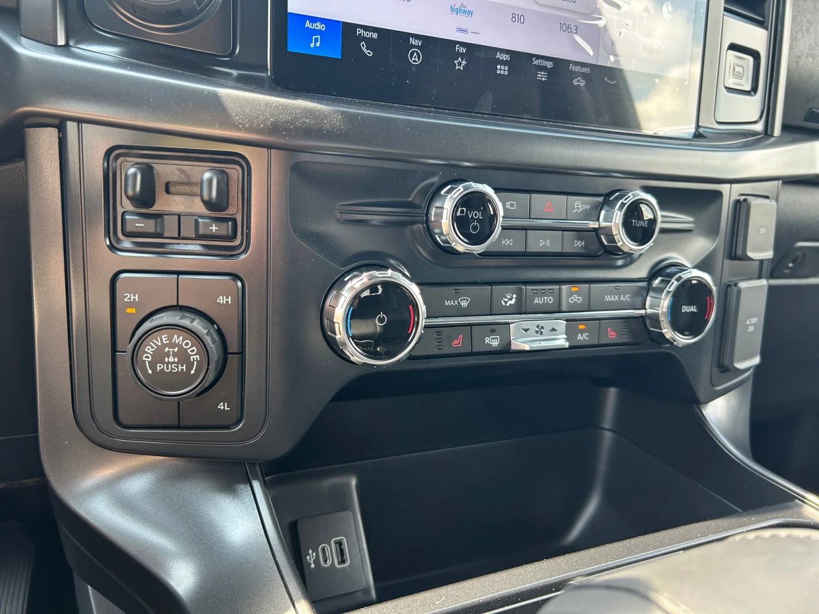 New 2026 Marsh Grey Ford Tremor image 22