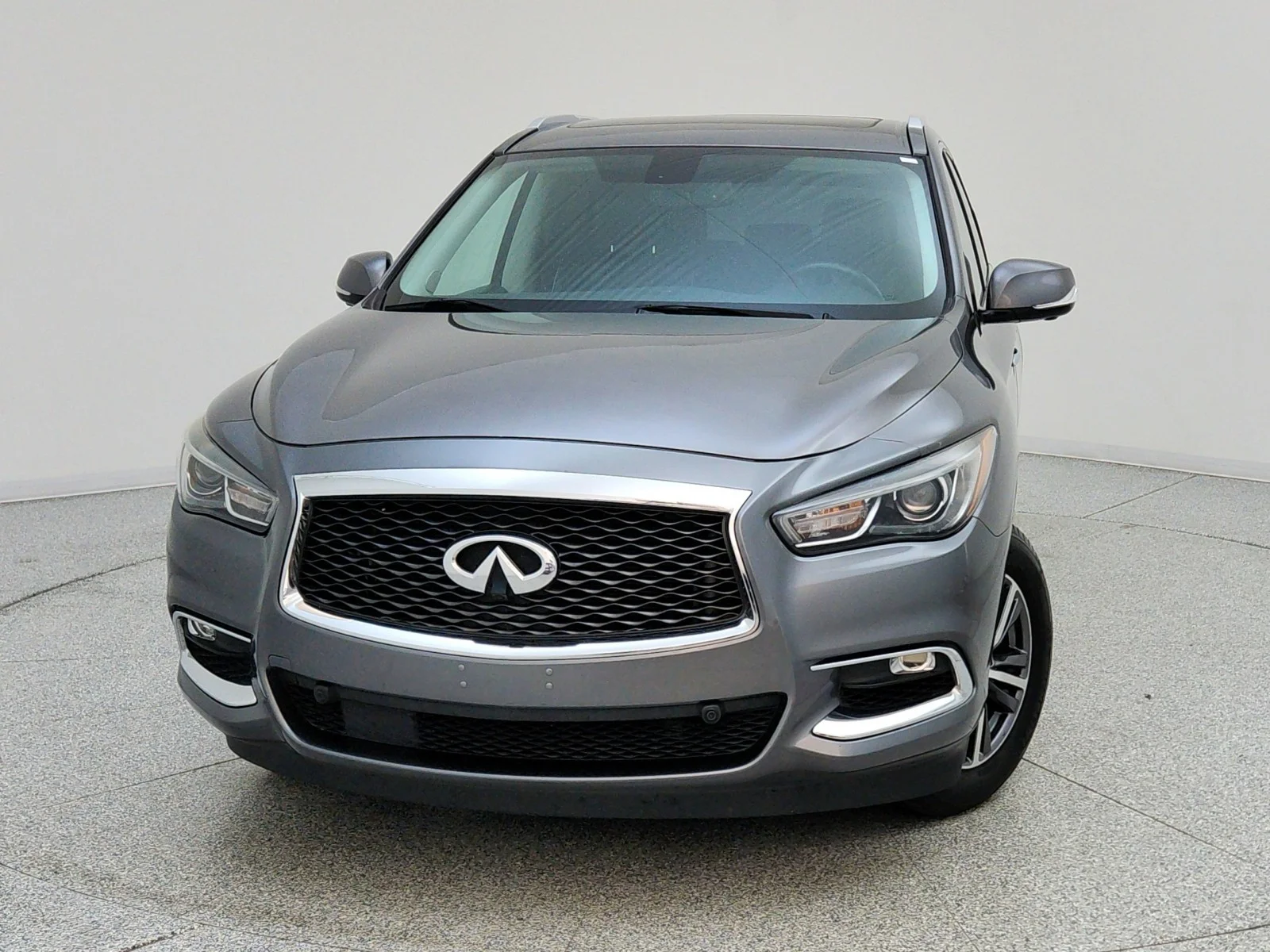 Used 2017 Graphite Shadow INFINITI  image 2