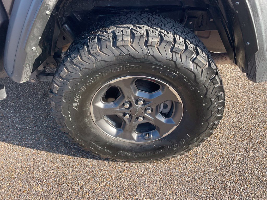 Used 2024 Gray Jeep Sport image 17