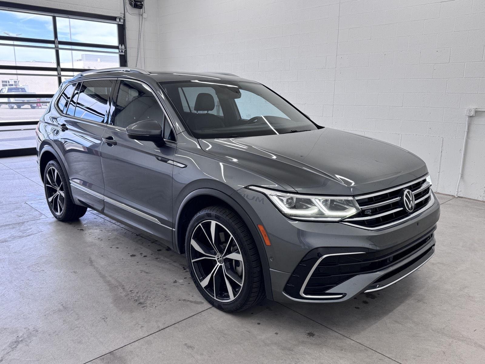 2022 Volkswagen Tiguan SEL R-LINE - Photo 14