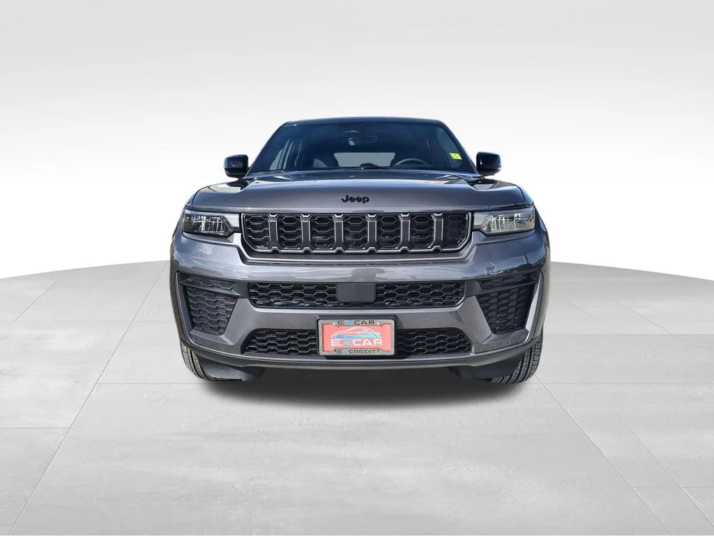 New 2026 Gray Jeep Altitude image 2
