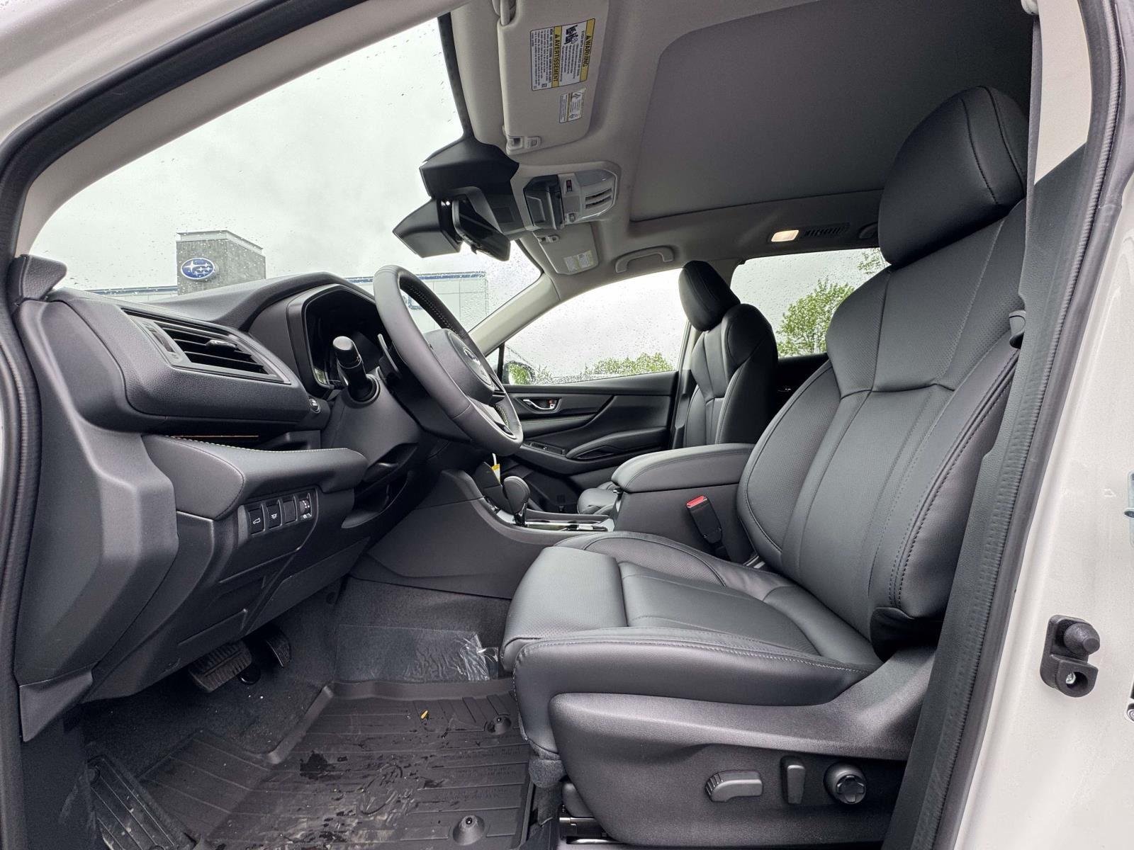 New 2026 CRYSTAL WHITE PEARL Subaru Onyx Edition Touring 7-Passenger image 8