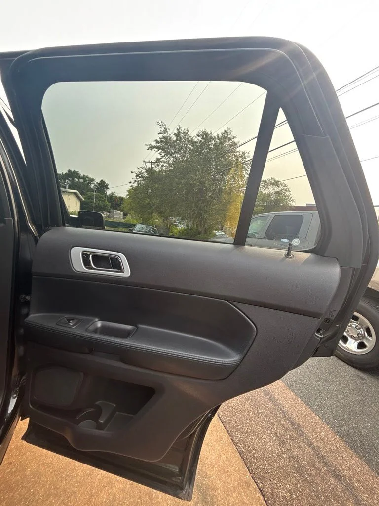 Used 2013 Black Ford Limited image 22