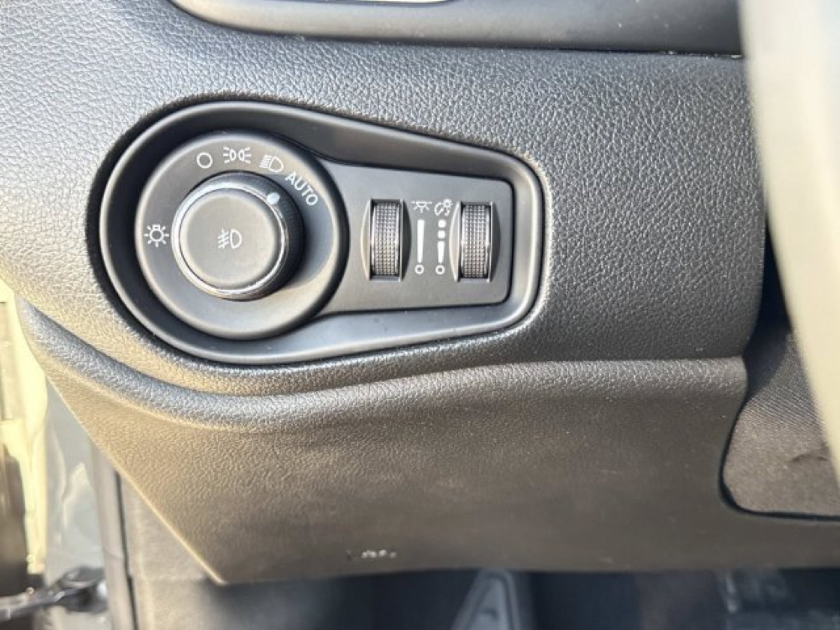 2020 Jeep Renegade Latitude - Photo 22