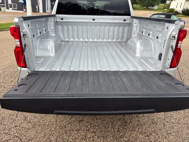 Used 2021 SILVER ICE METALLIC Chevrolet Custom image 7