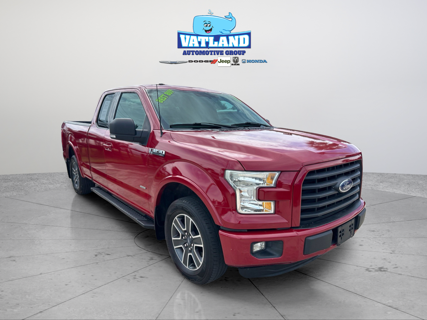 Used 2015 Red Ford XLT image 22