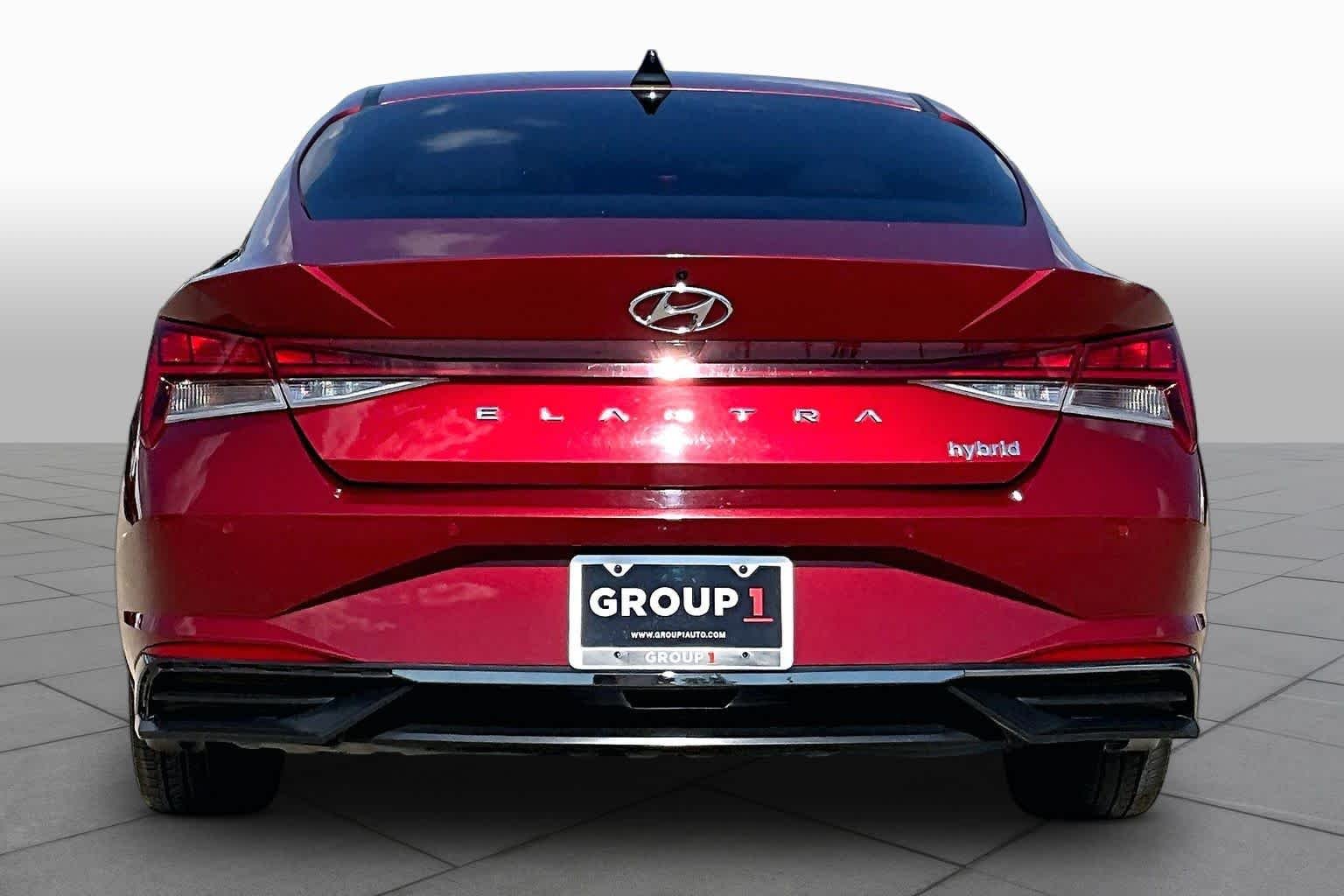 Used 2023 Ultimate Red Hyundai Limited image 5