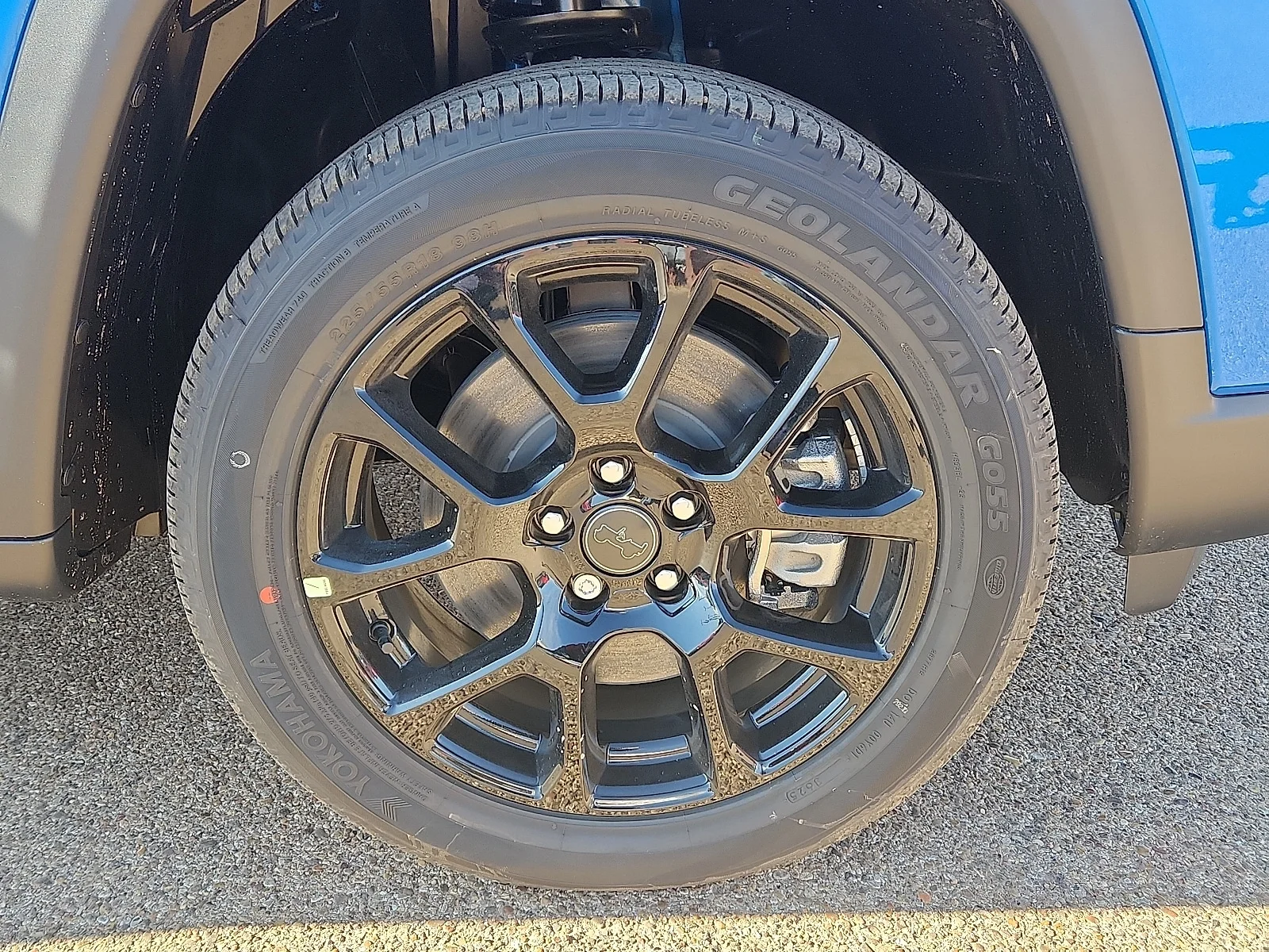 New 2026 Blue Jeep LATITUDE ALTITUDE 4X4 image 6