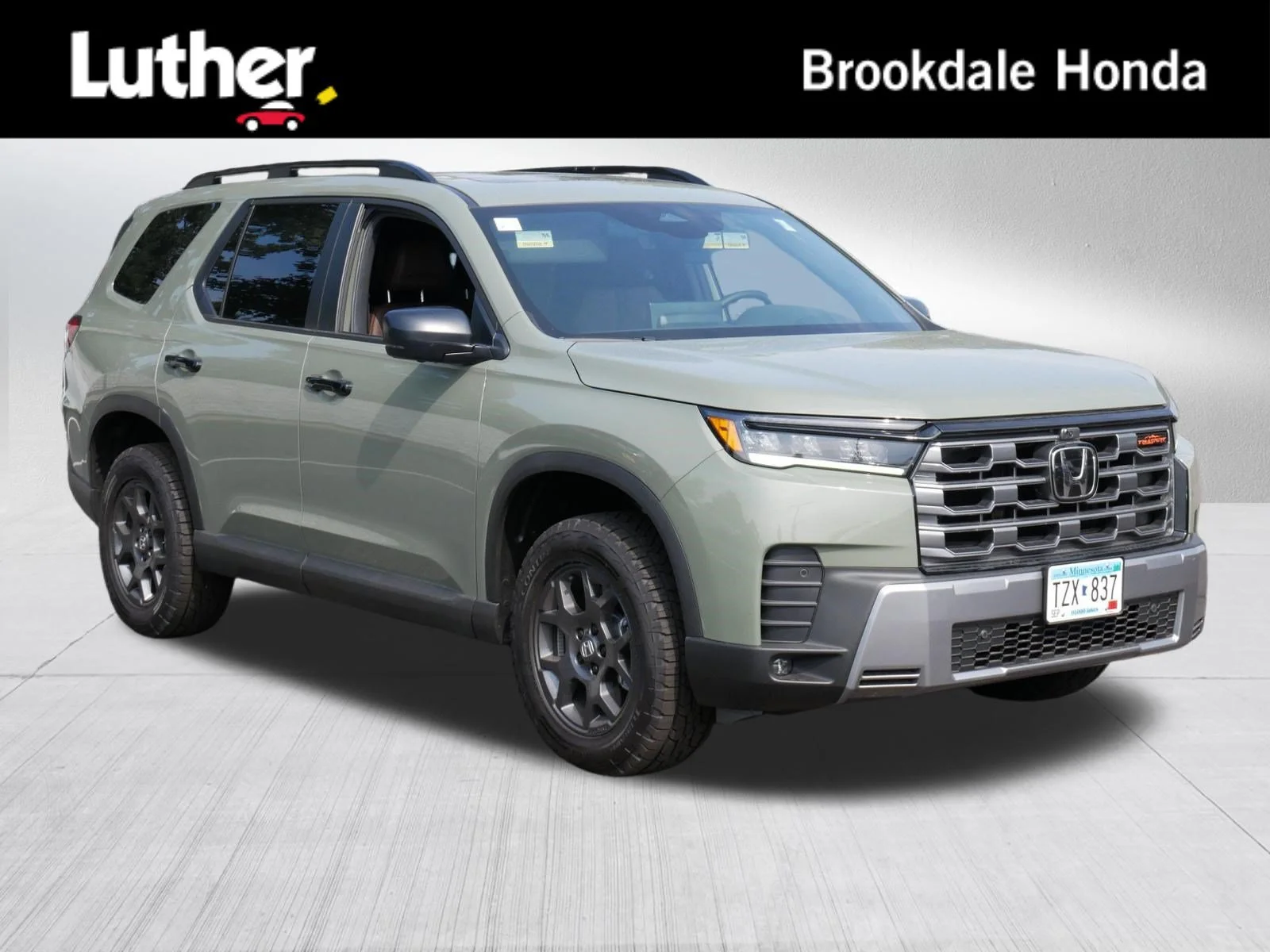 Certified Used 2026 Ash Green Metallic Honda TrailSport image 39