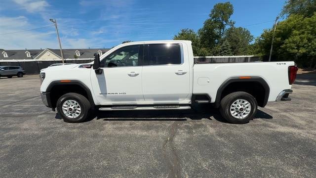 Used 2024 Summit White GMC SLE image 5