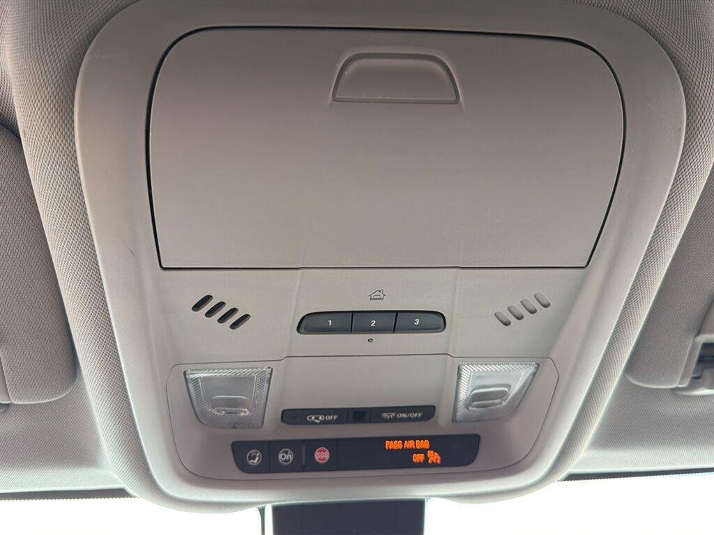 Used 2020 Nightfall Gray Metallic Chevrolet LT image 19