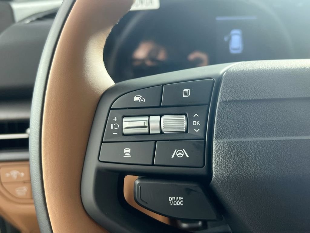 New 2026 Wolf Gray Kia X-Line image 18