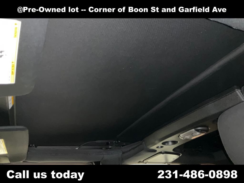Used 2015 Black Jeep Unlimited Sport image 13