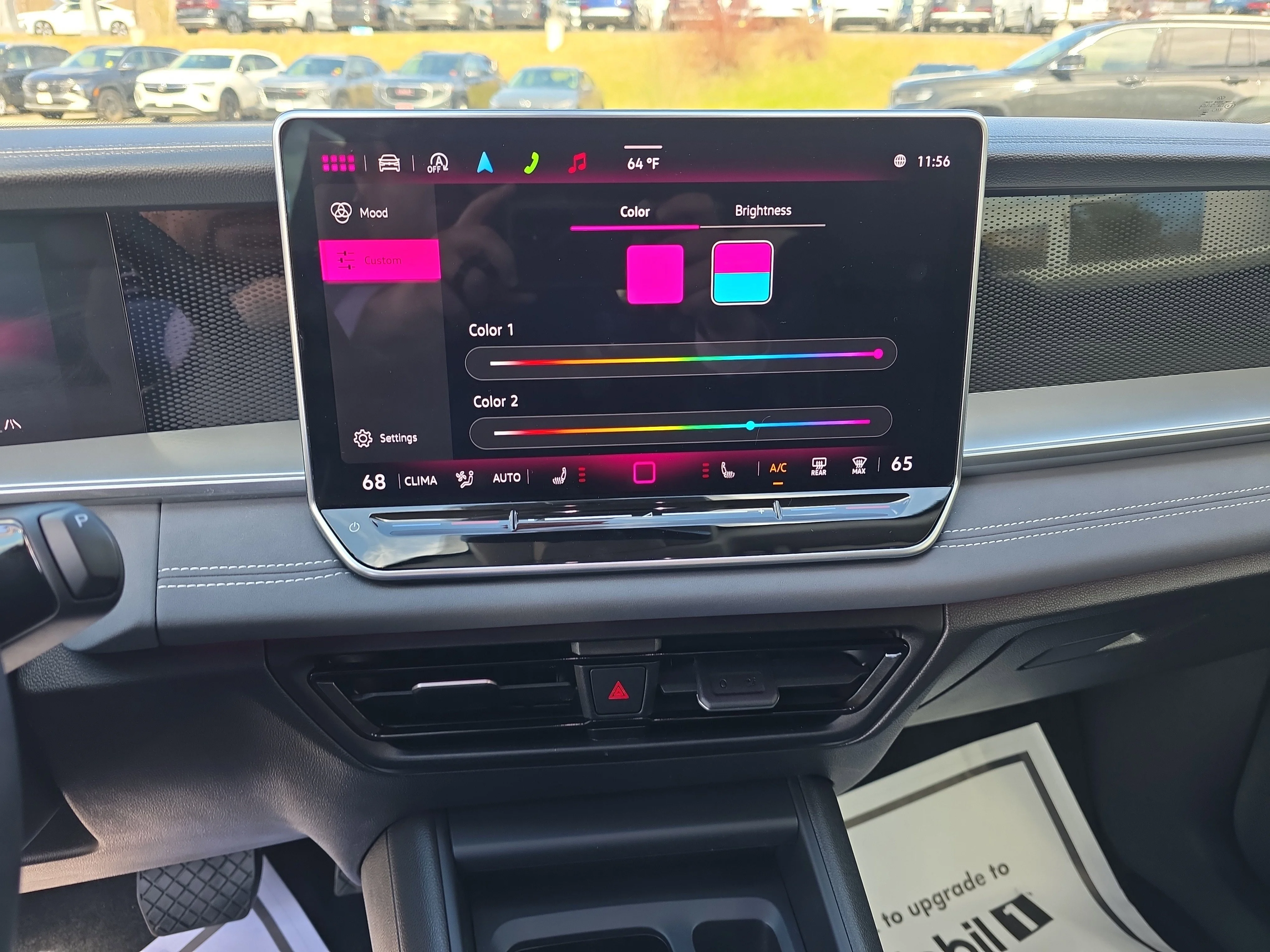 2025 Volkswagen Tiguan SE - Photo 13