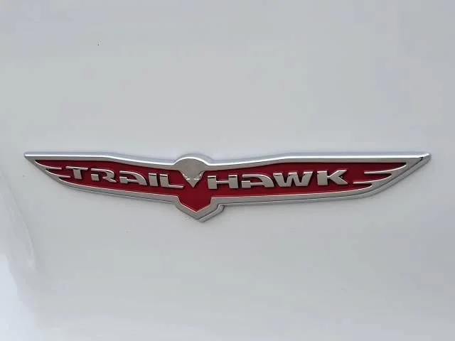 Used 2022 White Jeep Trailhawk 4x4 image 6