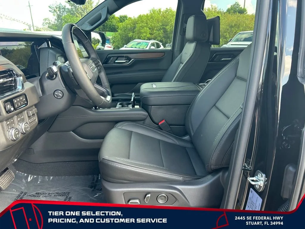 2026 GMC Yukon Denali - Photo 9