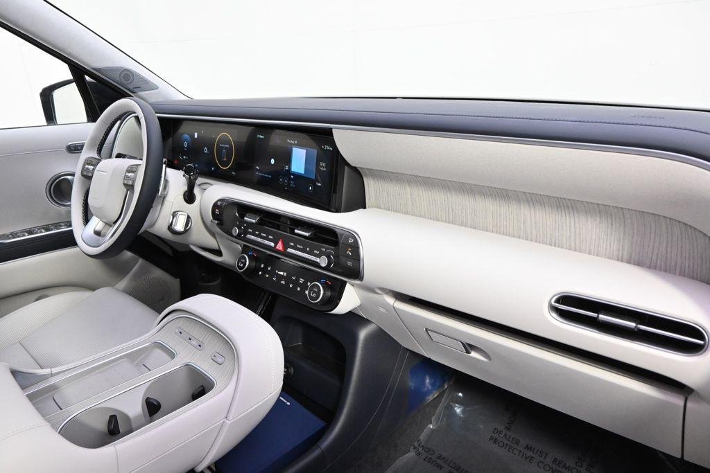 New 2026 Abyss Black Hyundai Calligraphy AWD image 15