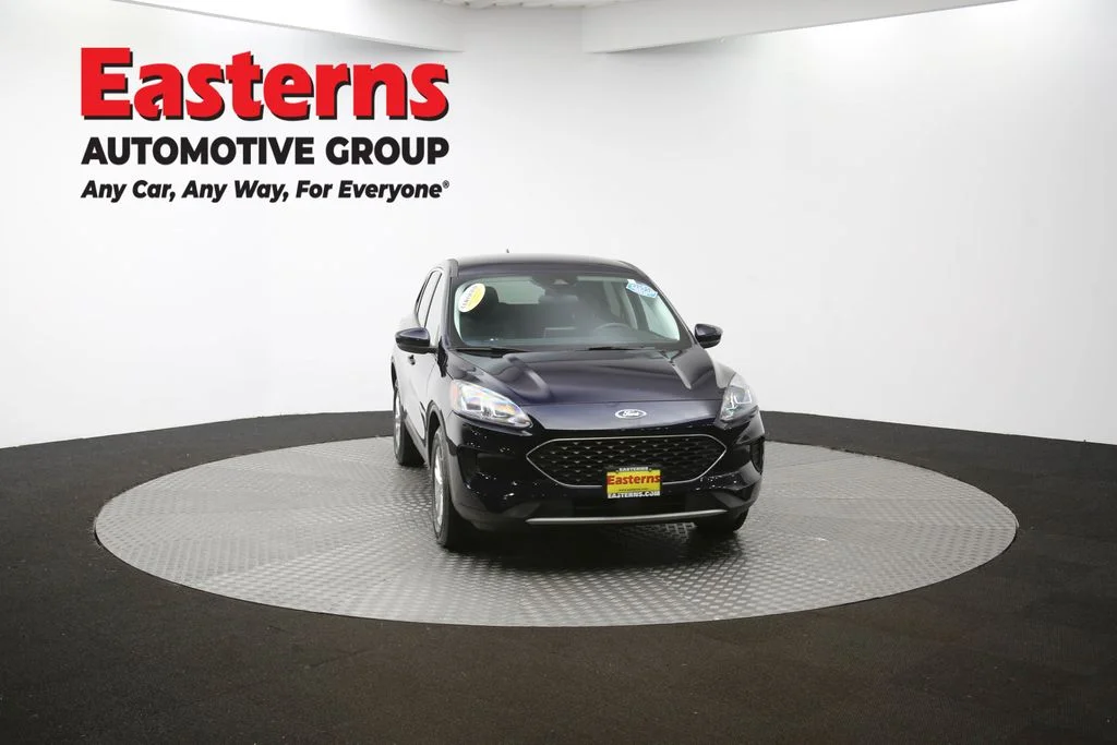 Used 2021 Blue Ford SE image 80