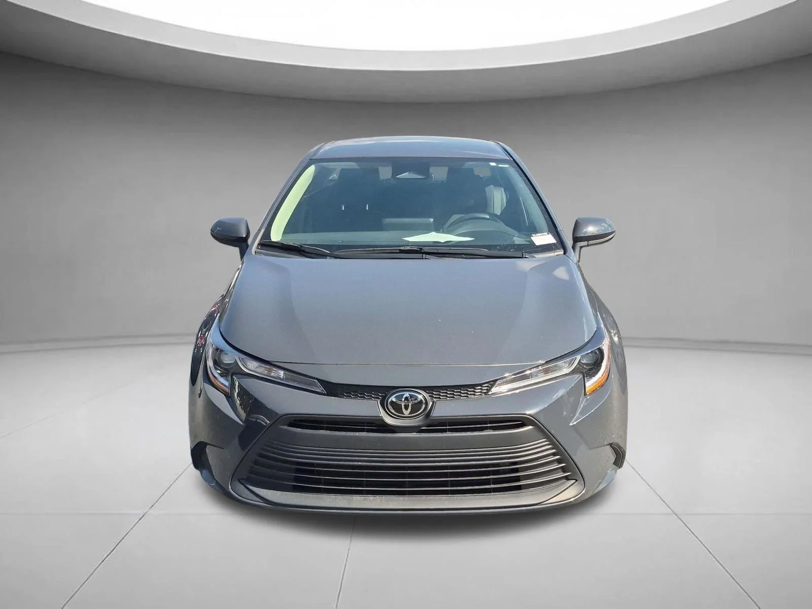 Used 2025 Underground Toyota LE image 8
