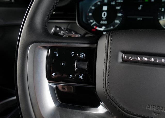 New 2026 Santorini Black Land Rover SE image 17