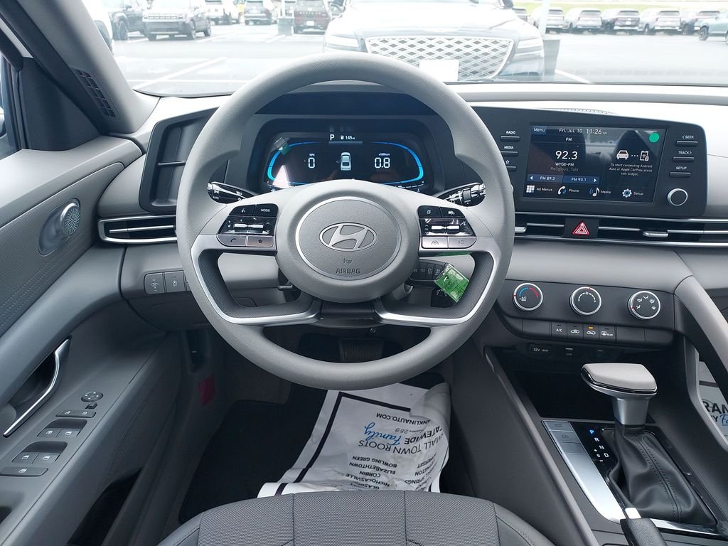 New 2026 White Hyundai SE image 13