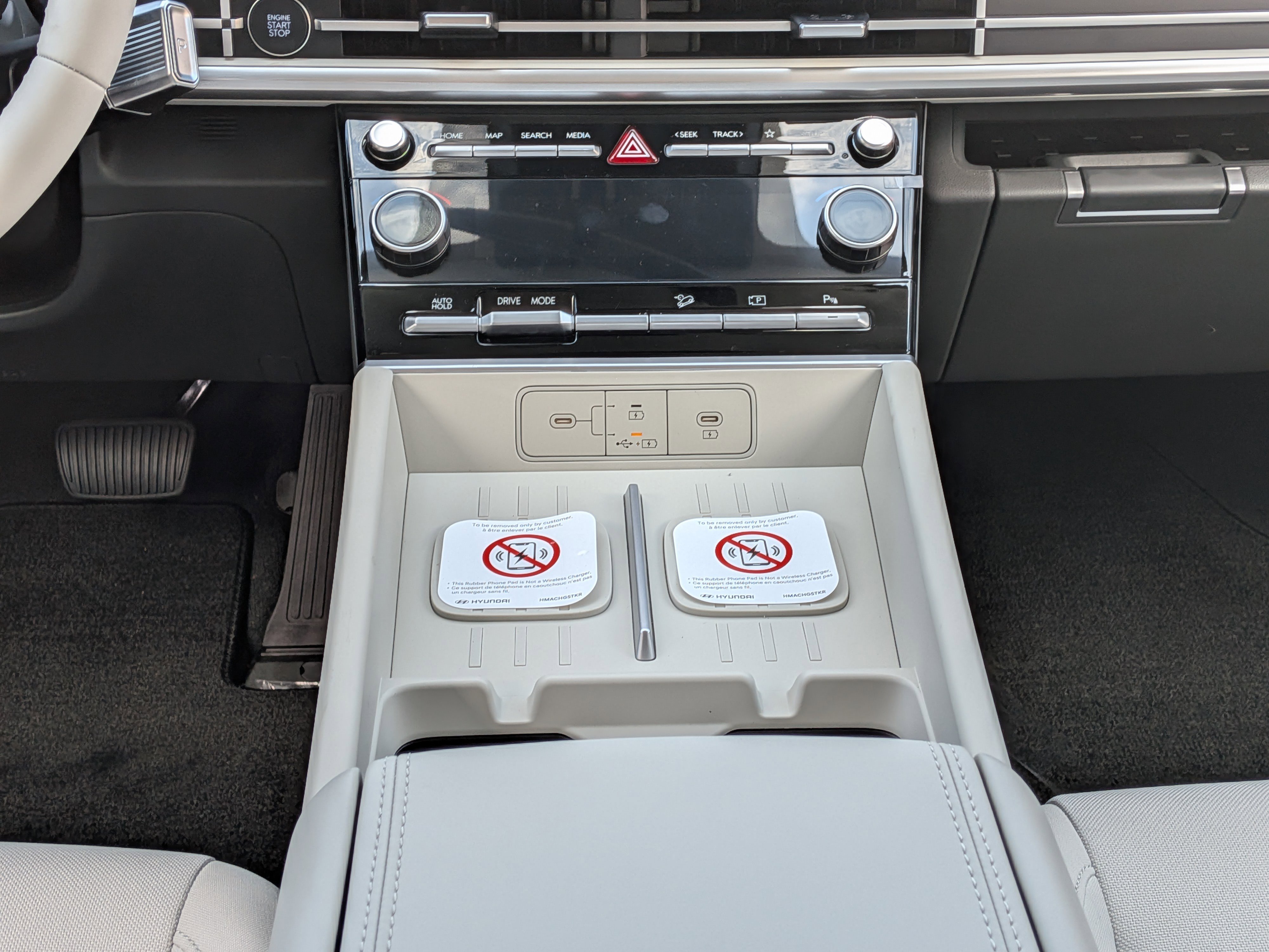 New 2026 Hampton Gray Hyundai SEL FWD image 33