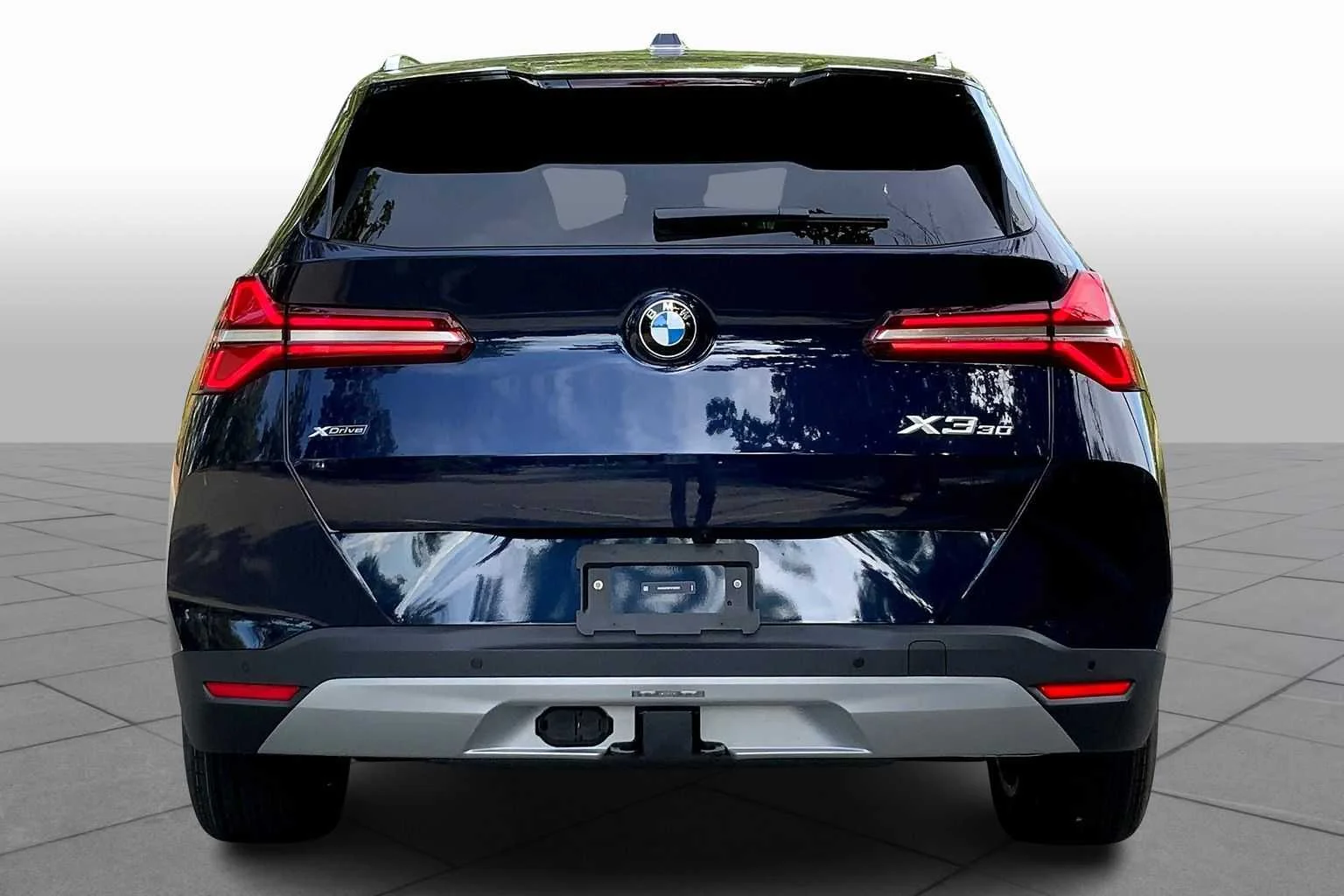 Used 2026 Tanzanite Blue II Metallic BMW 30 xDrive image 4