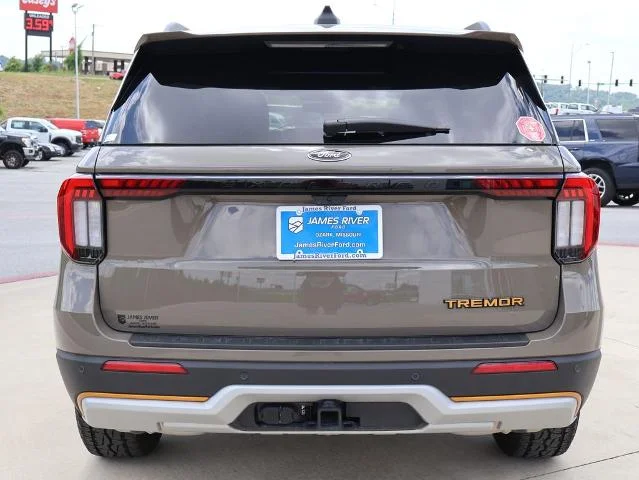 New 2026 Marsh Gray Ford Tremor® image 4