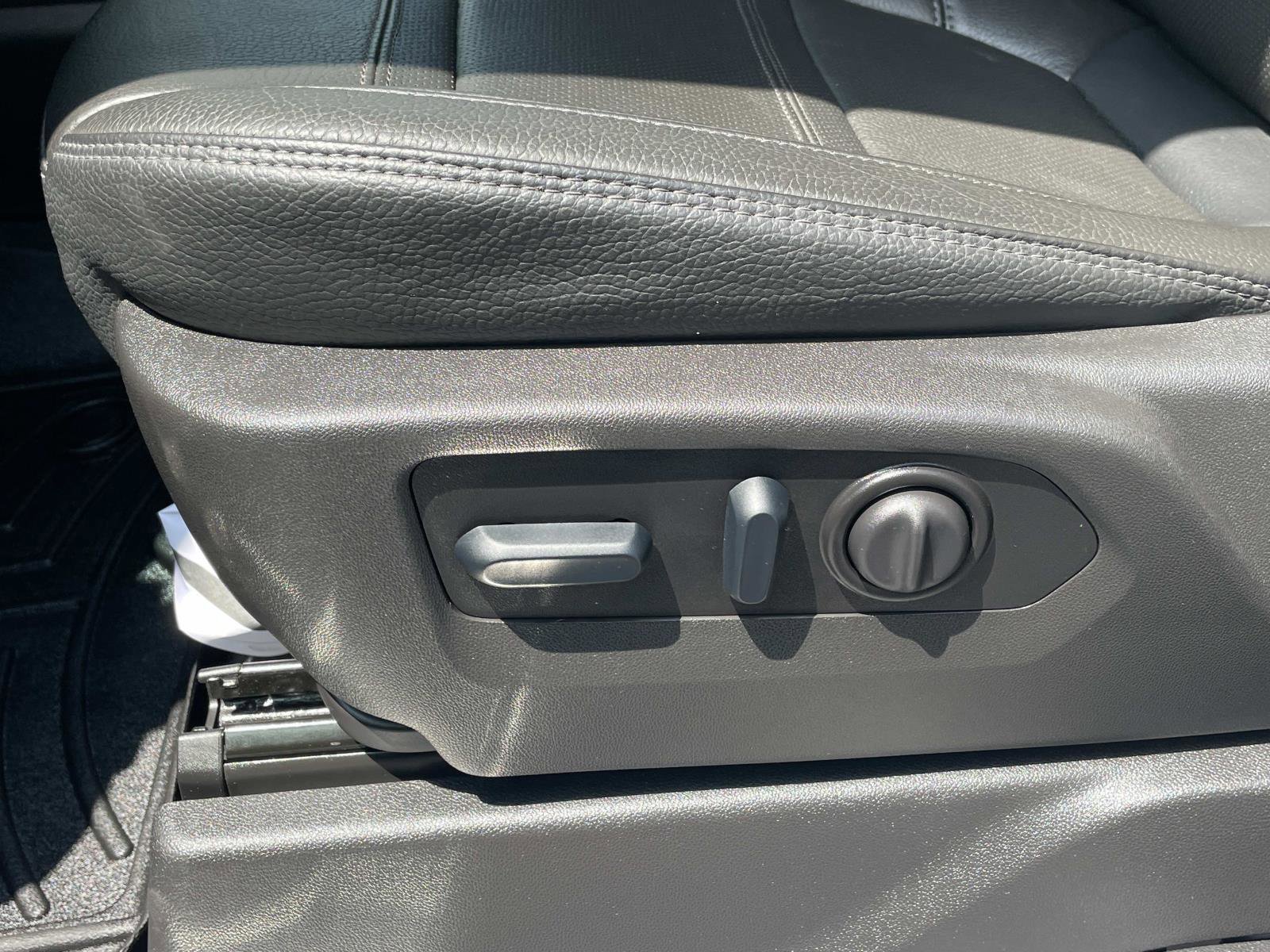 Used 2023 Summit White GMC Denali image 24