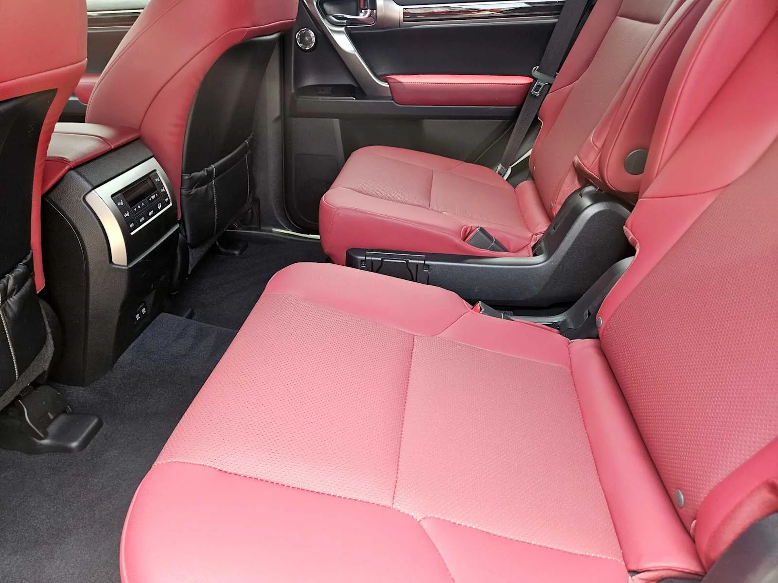 Certified Used 2023 NEBULA GRAY PEARL Lexus Premium image 21