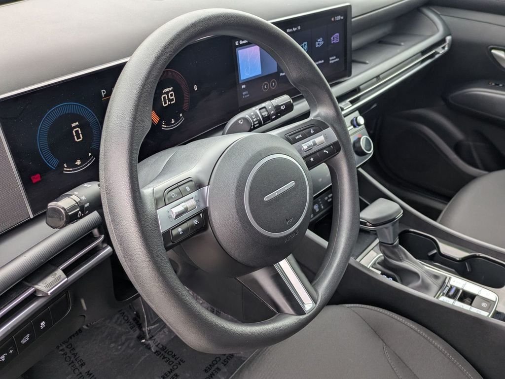 Certified Used 2025 Silver Hyundai SEL image 16