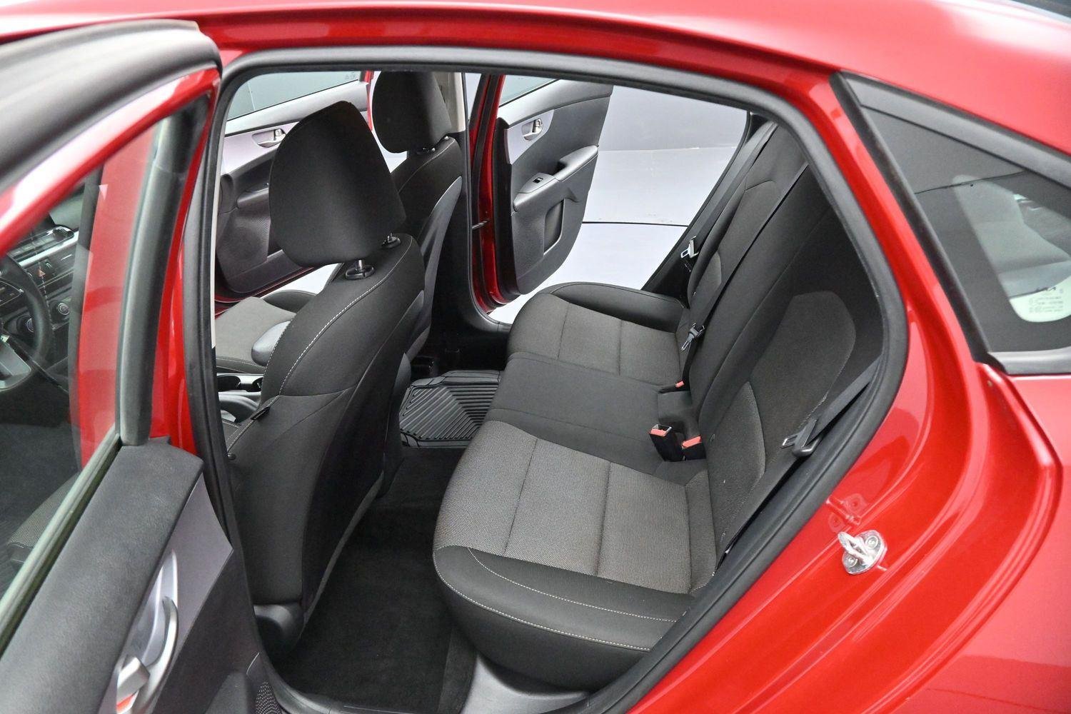 Used 2022 Currant Red Kia LXS image 25