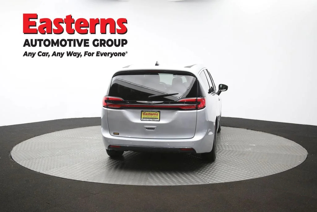 Used 2024 Silver Chrysler Touring L image 100