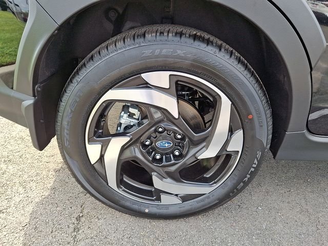 New 2026 CRYSTAL BLACK SILICA Subaru Limited Hybrid image 6