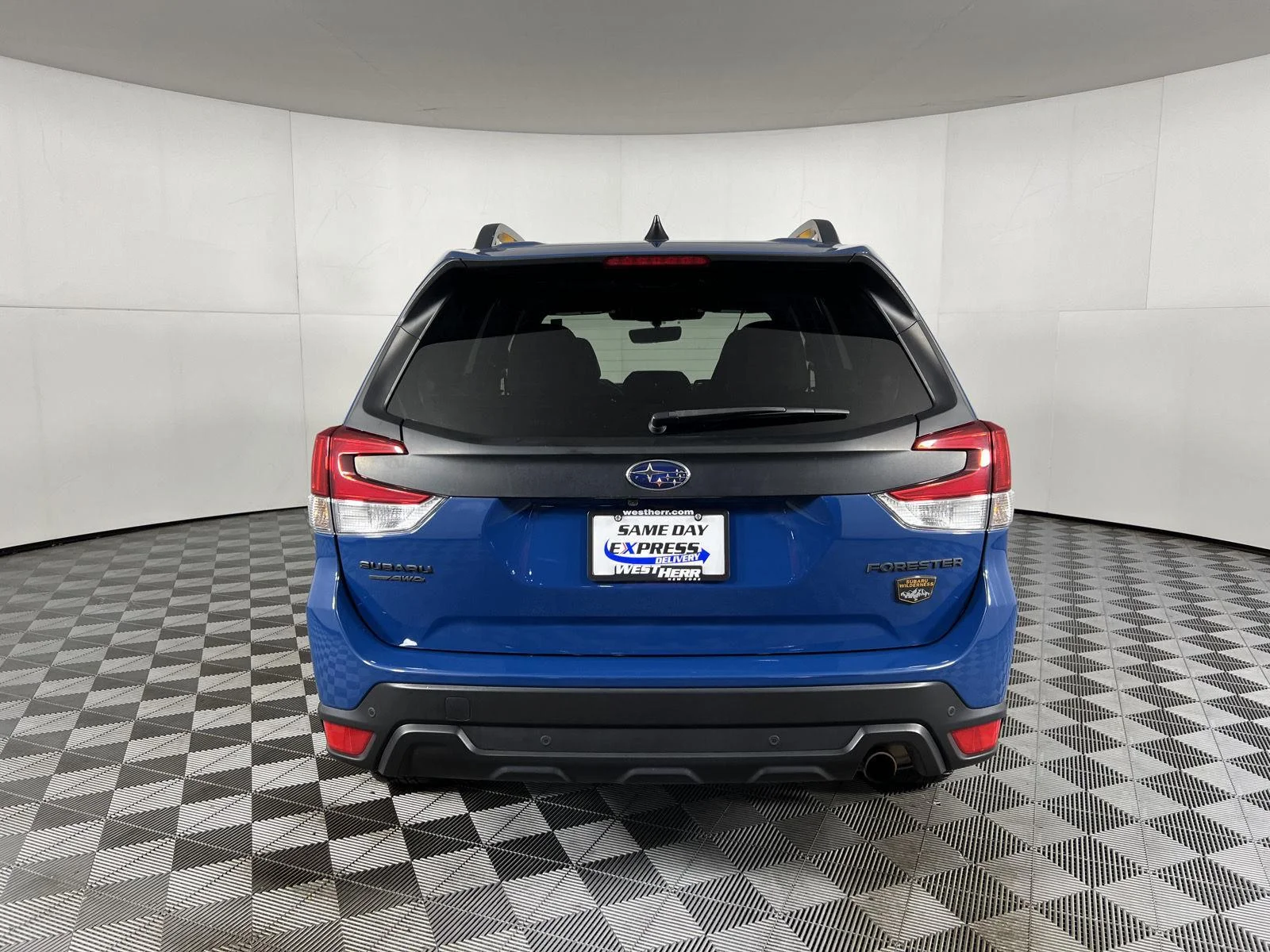 Used 2024 Geyser Blue Subaru Wilderness image 8