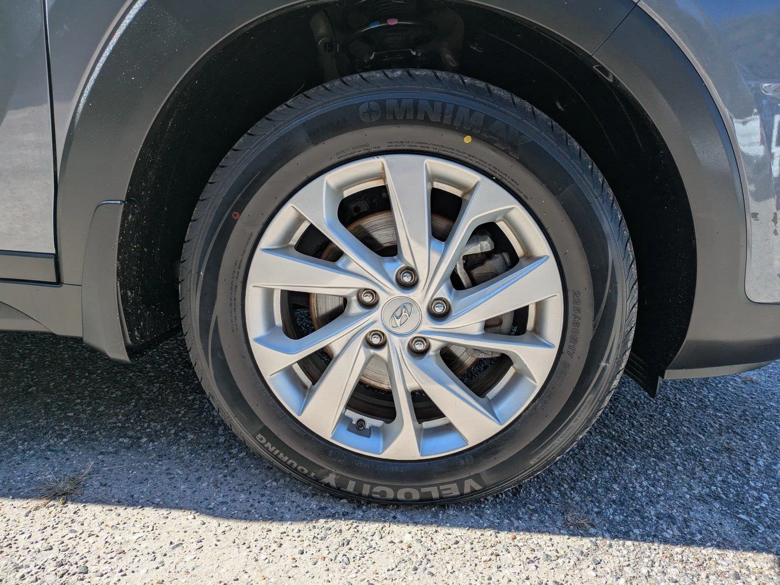 Used 2019 Coliseum Gray Hyundai Value image 11