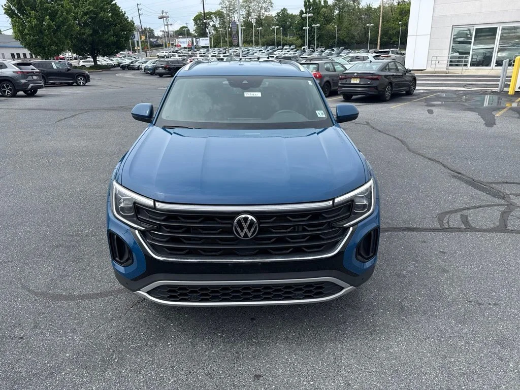 Certified Used 2026 Mountain Lake Blue Metallic Volkswagen 2.0T SE w/Technology image 9