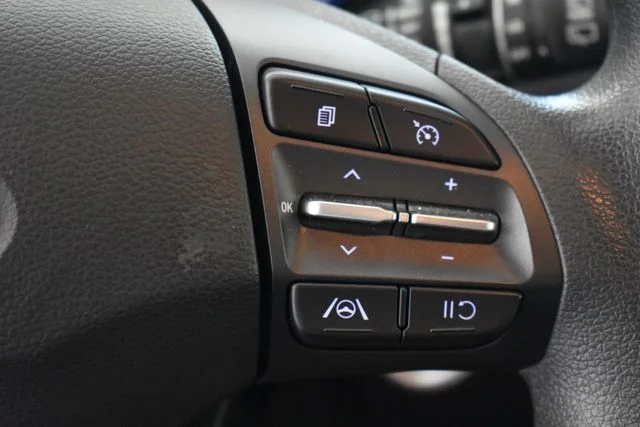 2022 Hyundai Kona SEL - Photo 25