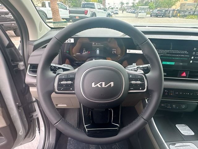 New 2026 Ceramic Silver Kia EX image 11