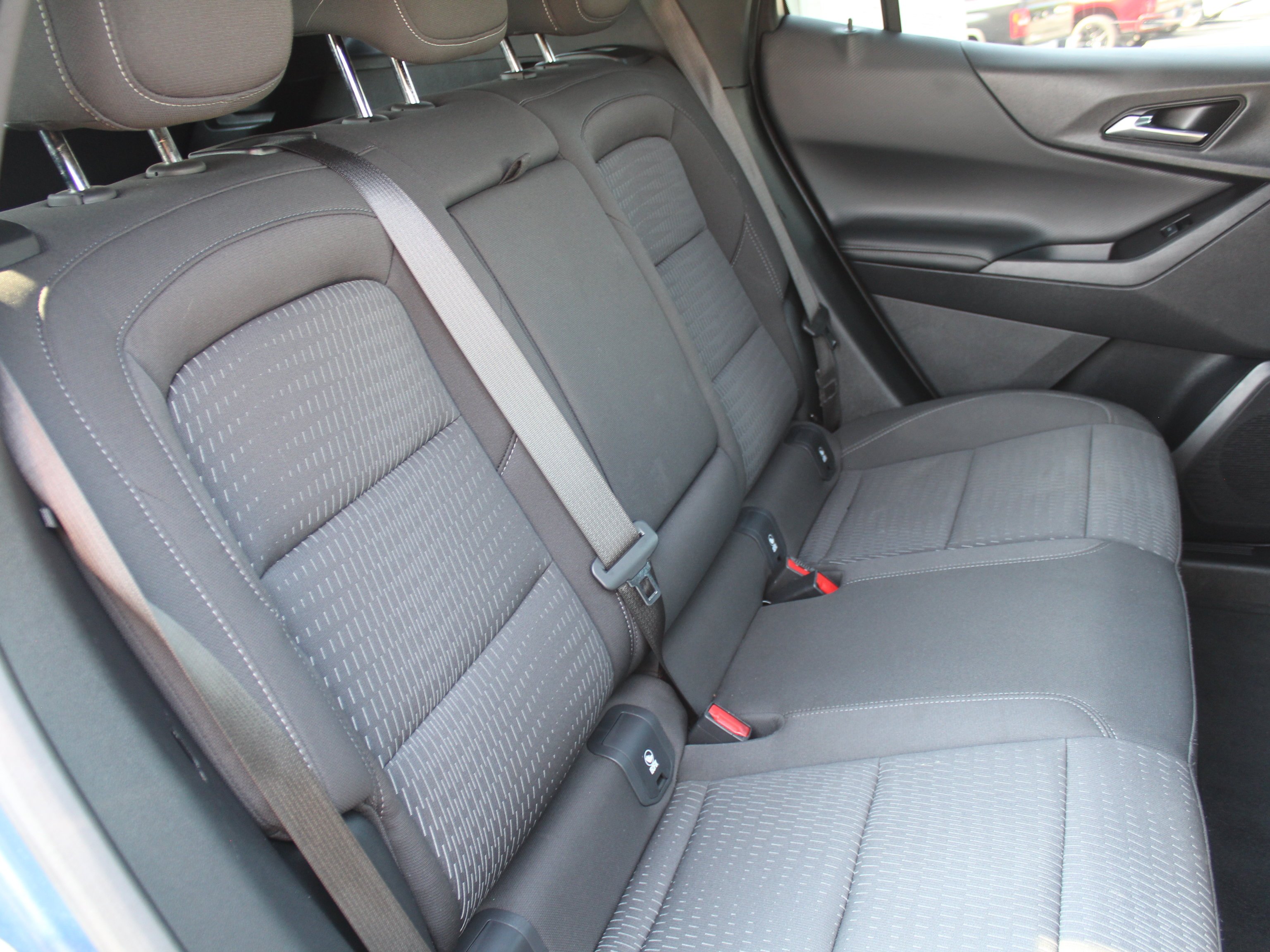 2025 Chevrolet Equinox LT - Photo 25
