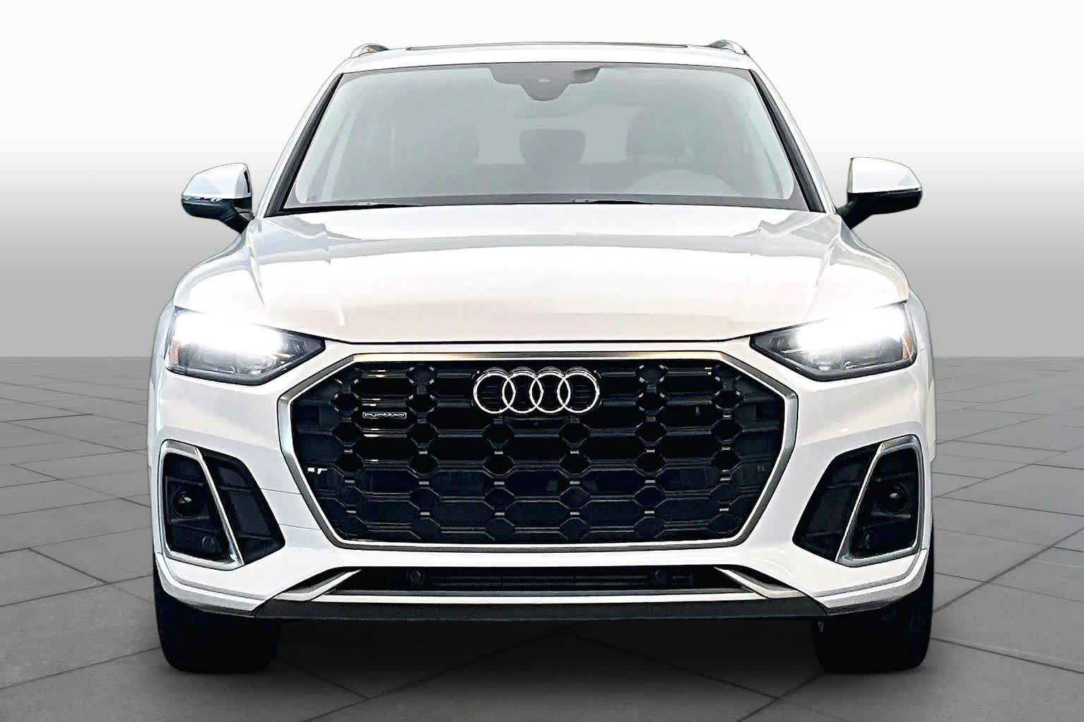 Used 2022 Glacier White Metallic Audi S line Premium Plus image 4