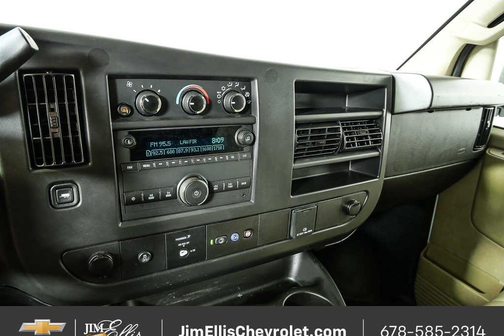 2025 Chevrolet Express Cargo Work Van - Photo 11